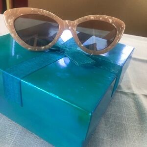 BETSEY JOHNSON SUNGLASSES